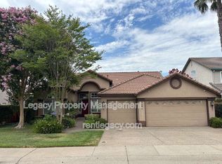 3031 Daggett Dr, Roseville, CA 95746