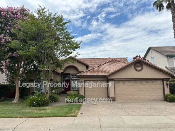 3031 Daggett Dr, Roseville, CA 95746