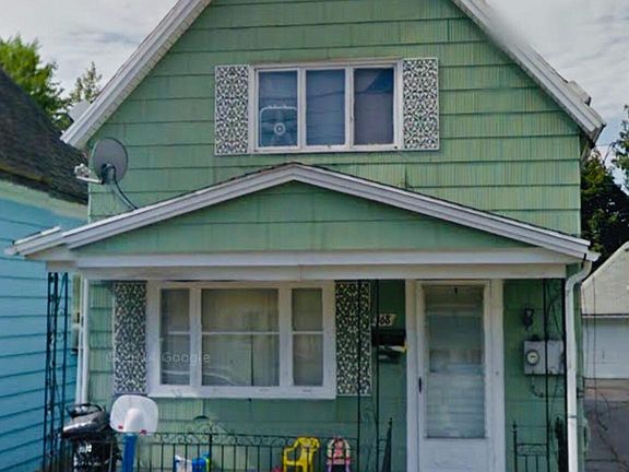2nd image of 168 Sprenger Ave #2