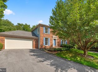 10 Biehl Ct, Owings Mills, MD 21117