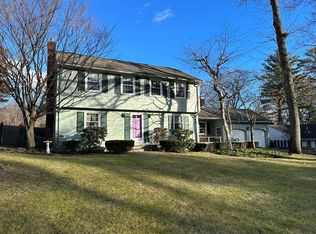 30 Ledgewood Dr, Danvers, MA 01923