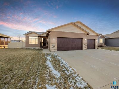 6733 E 44th St, Sioux Falls, SD, 57110