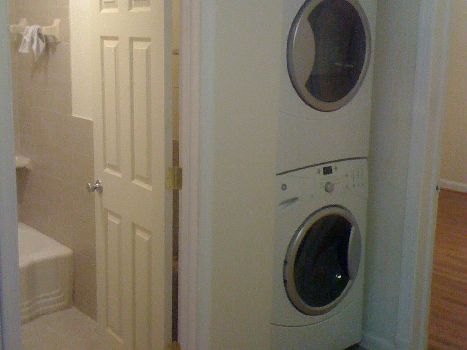 2nd image of 2315 Green St SE APT 3