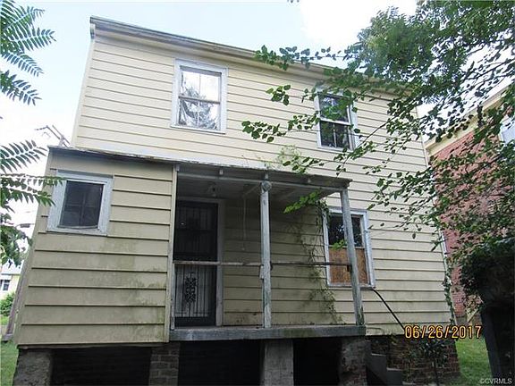 2nd image of 916 High Pearl St
