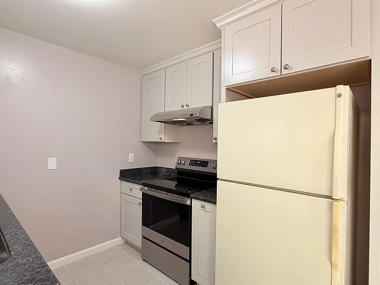 152 Warren Dr #3 — Photo 10