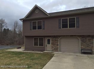4005 Pond View Dr, South Abington Township, PA 18411
