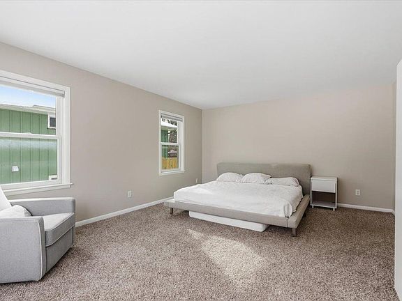 4th image of 406 4th St S