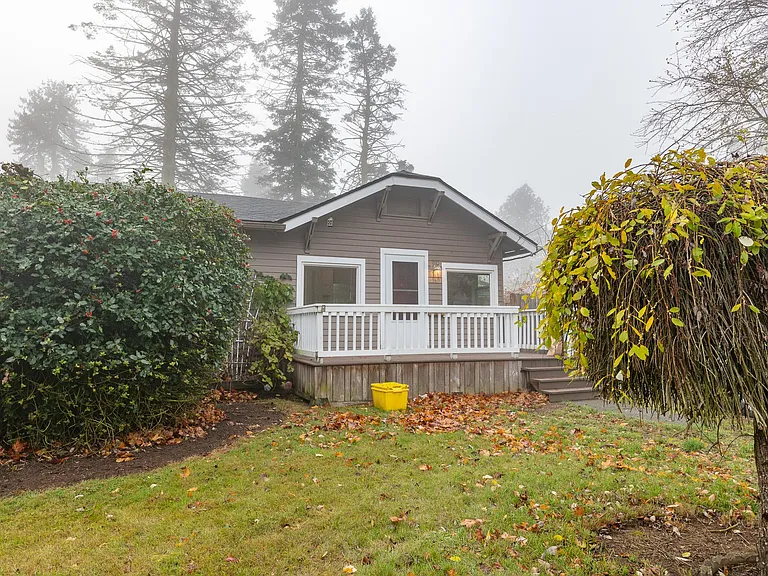 11130 NE Knott St — Photo 20