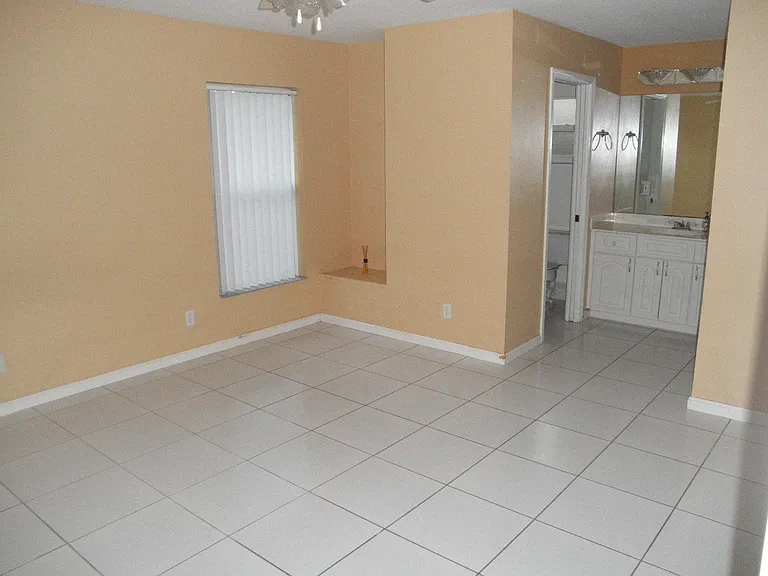15897 79th Ct N — Photo 7