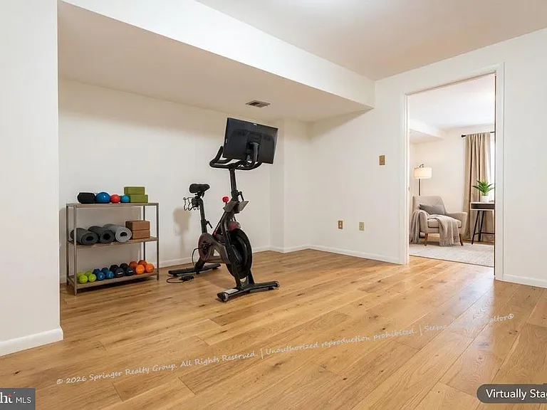 57 Brighton Ct — Photo 14