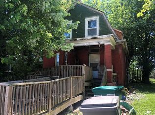 1216 N 18th St, East Saint Louis, IL 62205