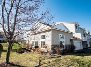 7388 Timber Crest Dr S, Cottage Grove, MN 55016