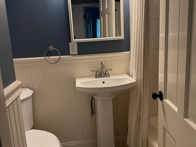 2615 Huntington Rd — Photo 17