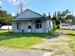 311 Pine St, Turnersville, NJ 08012