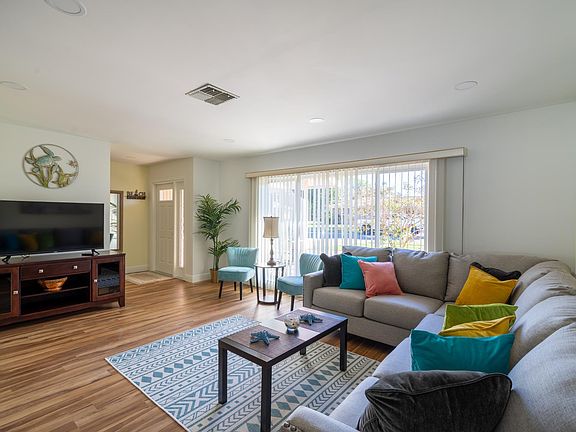 4th image of 2535 Carlisle Pl