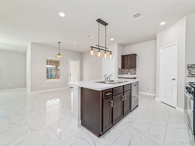 5502 Creekside Ridge Trl — Photo 8