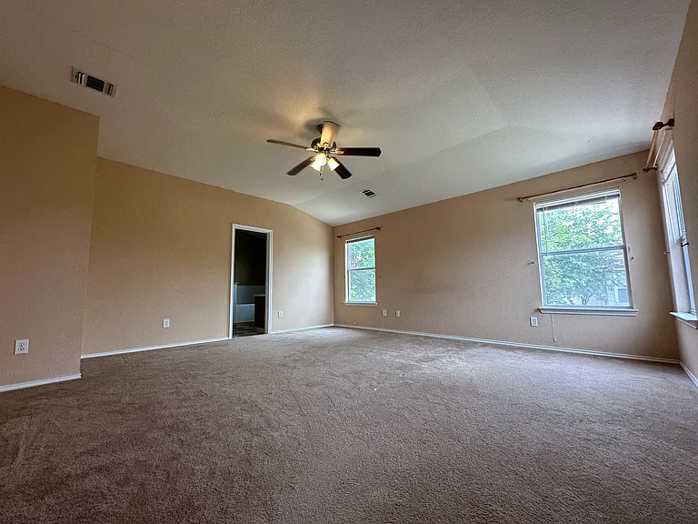9426 Santa Fe Rdg — Photo 5