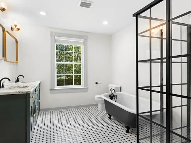 3305 Bradley St SW — Photo 20