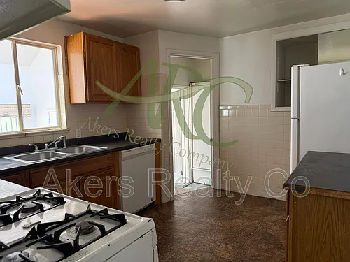 2601 Columbine Ave Photo 1