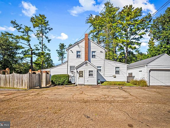 4th image of 315 Brick Church Rd