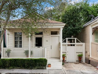 721 Constantinople St, New Orleans, LA, 70115