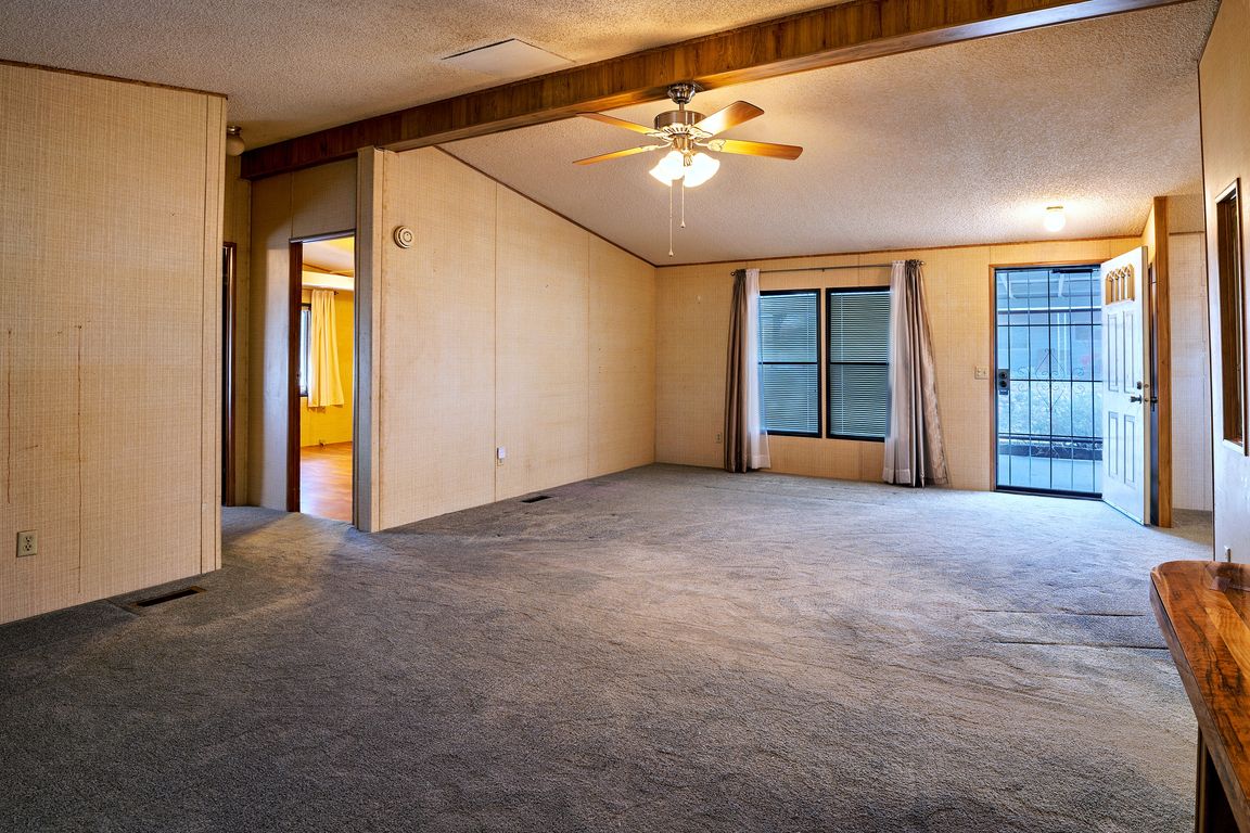 next background image