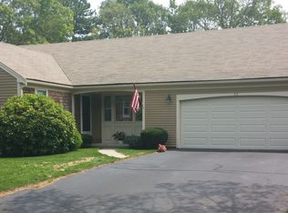 33 Tuckoosa Rd, South Dennis, MA 02660