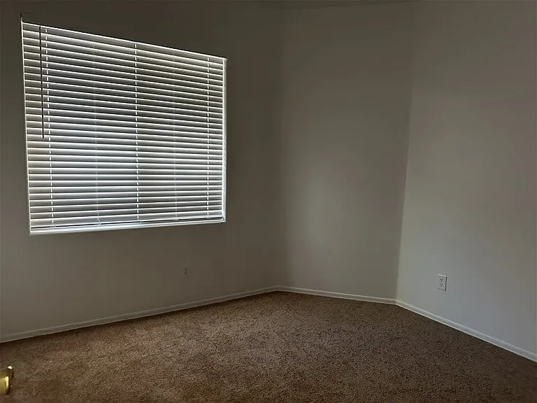 9711 W Horse Thief Pass — Photo 10