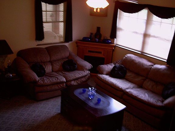 LIVINGROOM