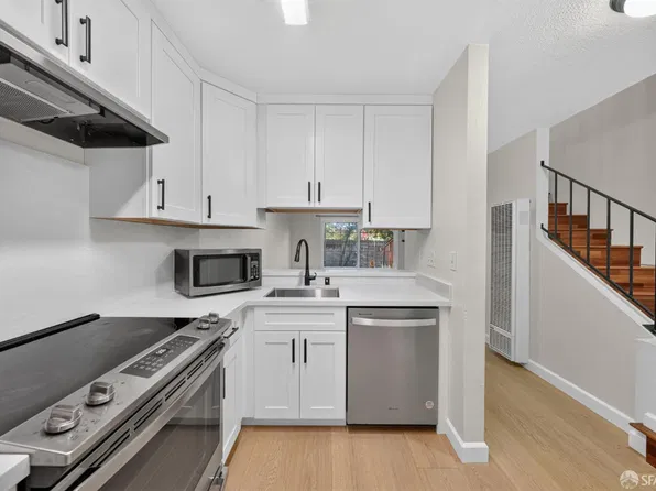 7319 Starward Dr APT 44, Dublin, CA 94568