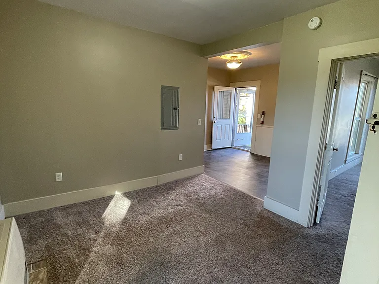 52 W Church St #2 — Photo 11