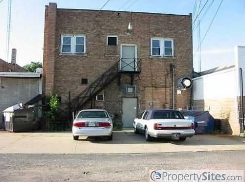 2nd image of 2410 Mishawaka Ave