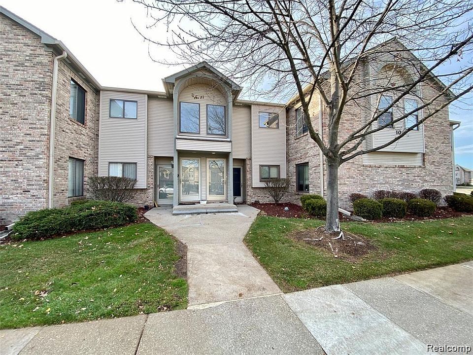 1st image of 42715 Lilley Pointe Dr #108