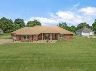 206 Fredonia St, Springdale, AR 72762