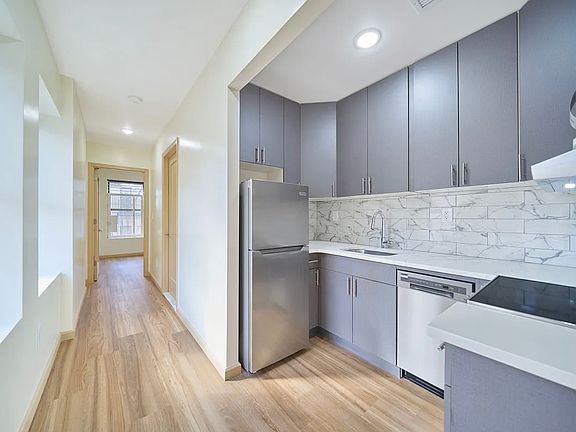 4th image of 6 E 132nd St #5C