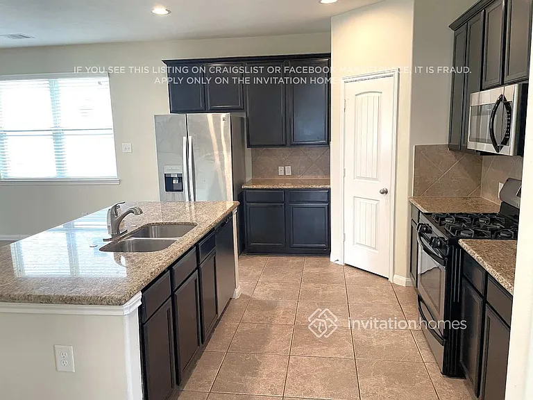30607 Gardenia Trace Dr — Photo 4