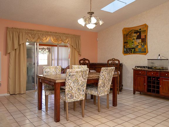 dinning area 1_1