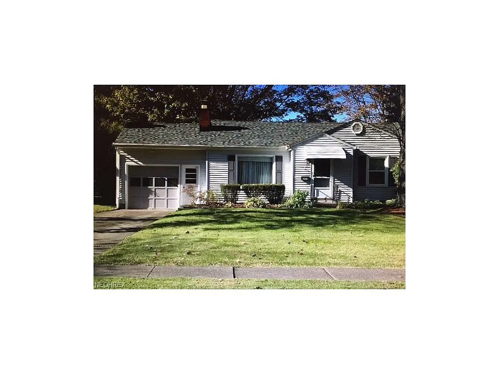 2478 Rosewae Dr photo 1