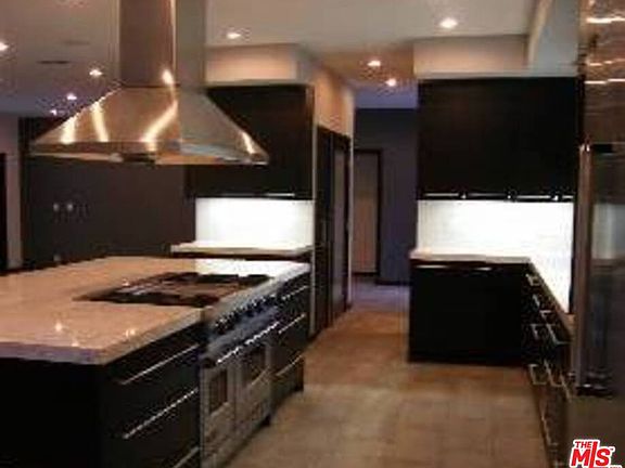 2nd image of 3447 Wrightview Dr