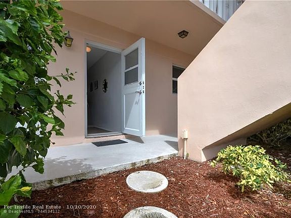 2nd image of 2115 NE 42nd Ct APT 111N