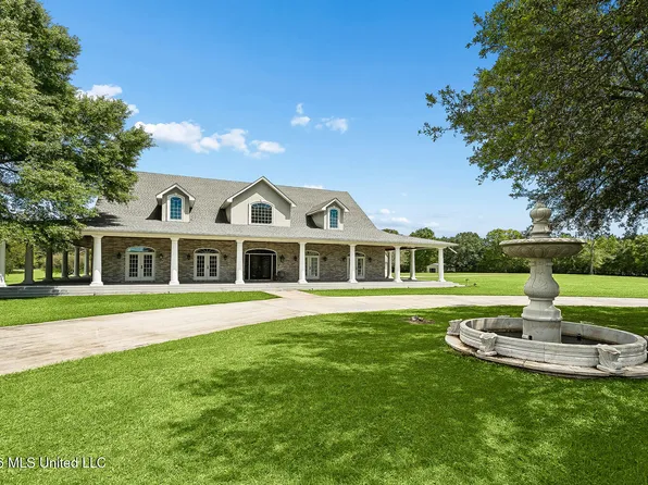 242 Carey Byrd Rd, Carriere, MS 39426