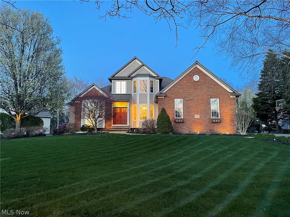 1st image of 7221 Green Valley Dr