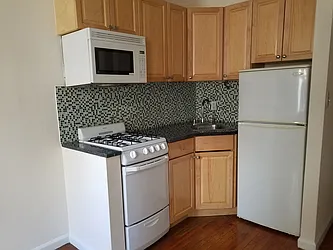 Rented by Chartwell Manhattan Realty