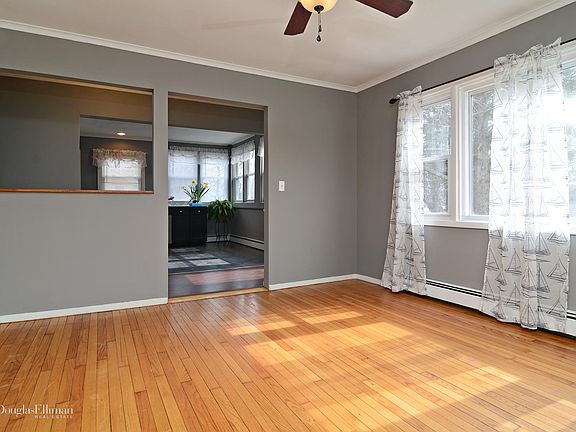3rd image of 650 Bayview Ave