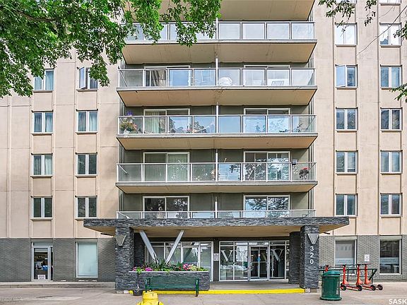 2nd image of 320 5th Ave N #908
