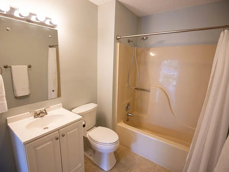 931 Bradley Bell Dr — Photo 8
