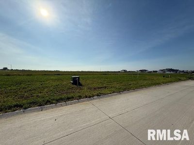 6989 Meghan Ave, Bettendorf, IA, 52722