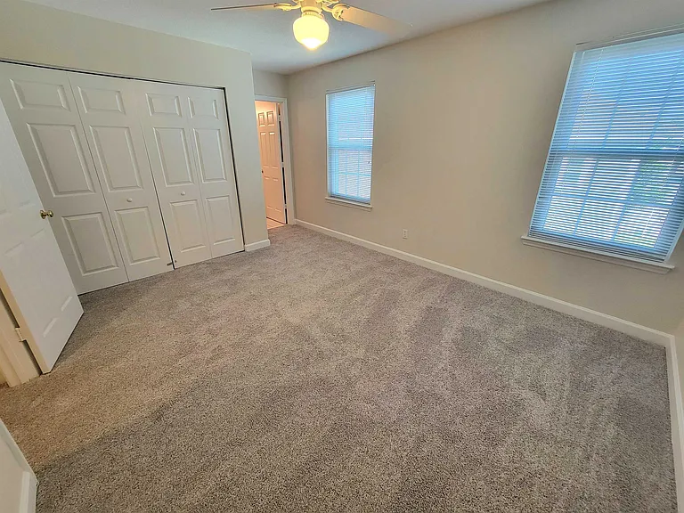 3974 Grove Park Dr — Photo 13