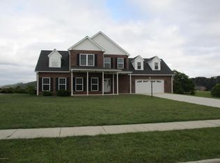 6310 Harbour Town Dr, Radford, VA 24141