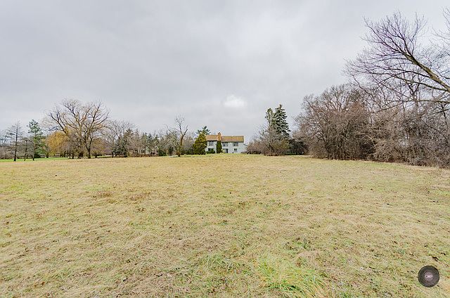 2nd image of 3005 Oak Brook Hills Rd